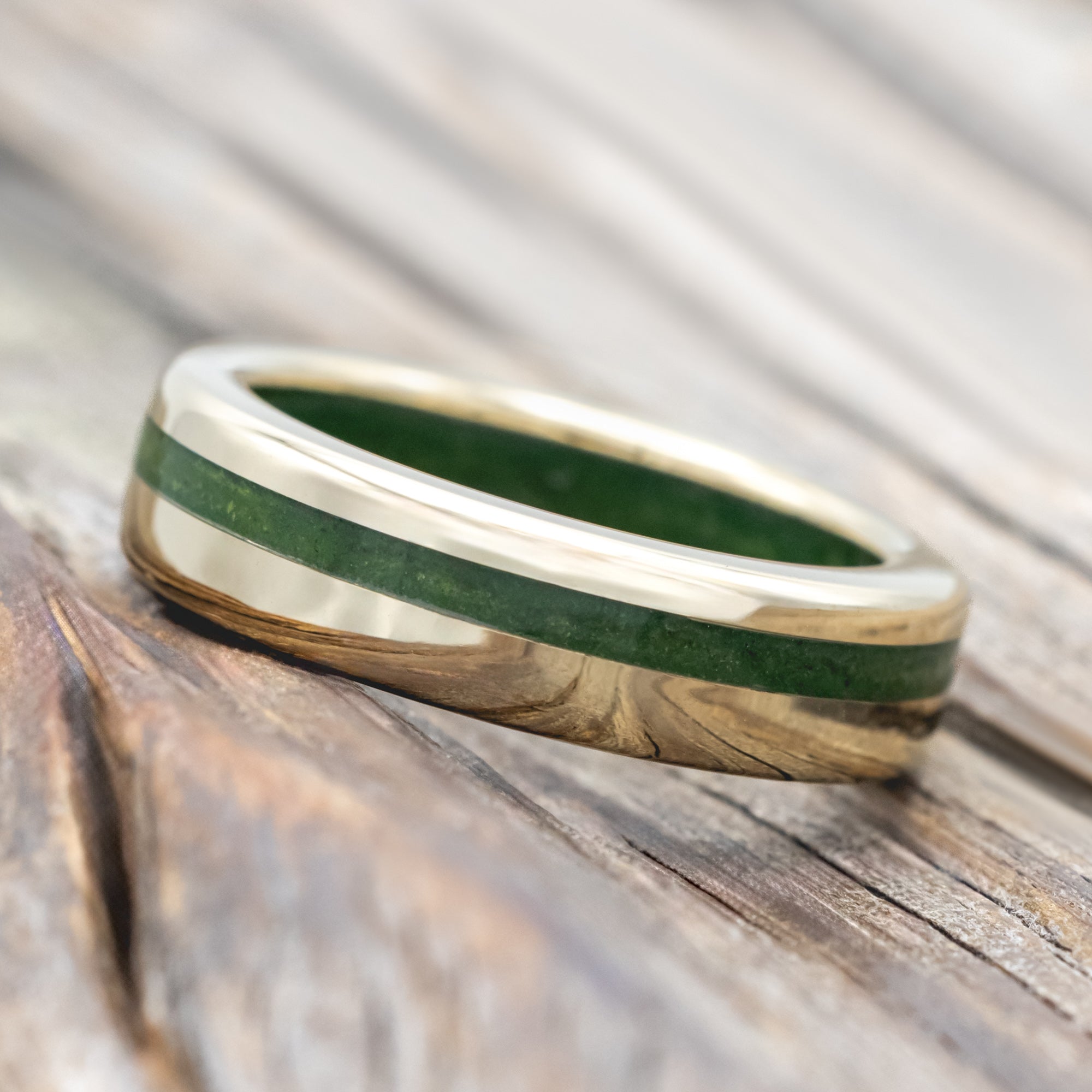 "VERTIGO" - MOSS INLAY & LINING WEDDING RING-Staghead Designs