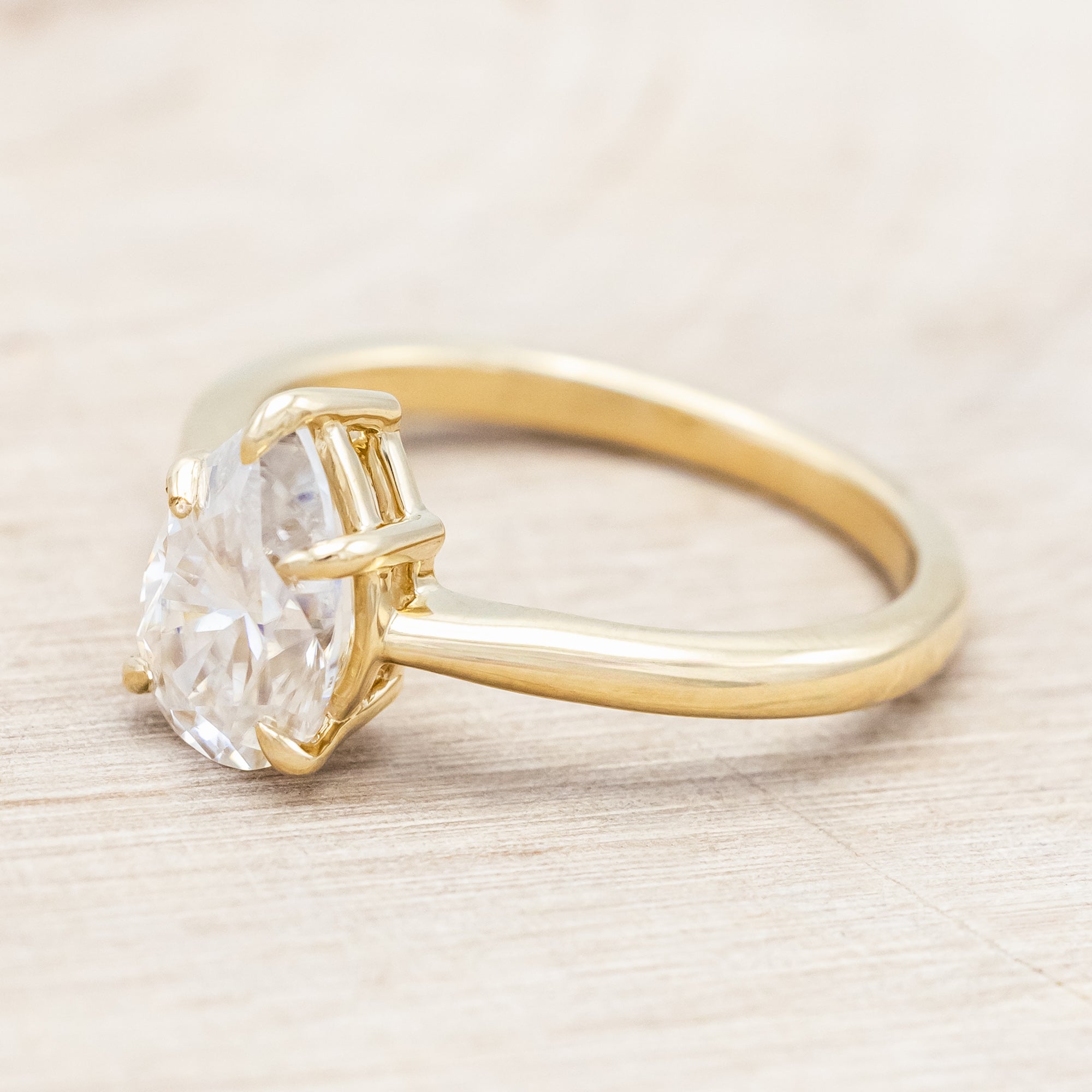 SOLITAIRE PEAR CUT MOISSANITE ENGAGEMENT RING WITH ORANGE & BLUE OPAL INLAID RING GUARD-Staghead Designs