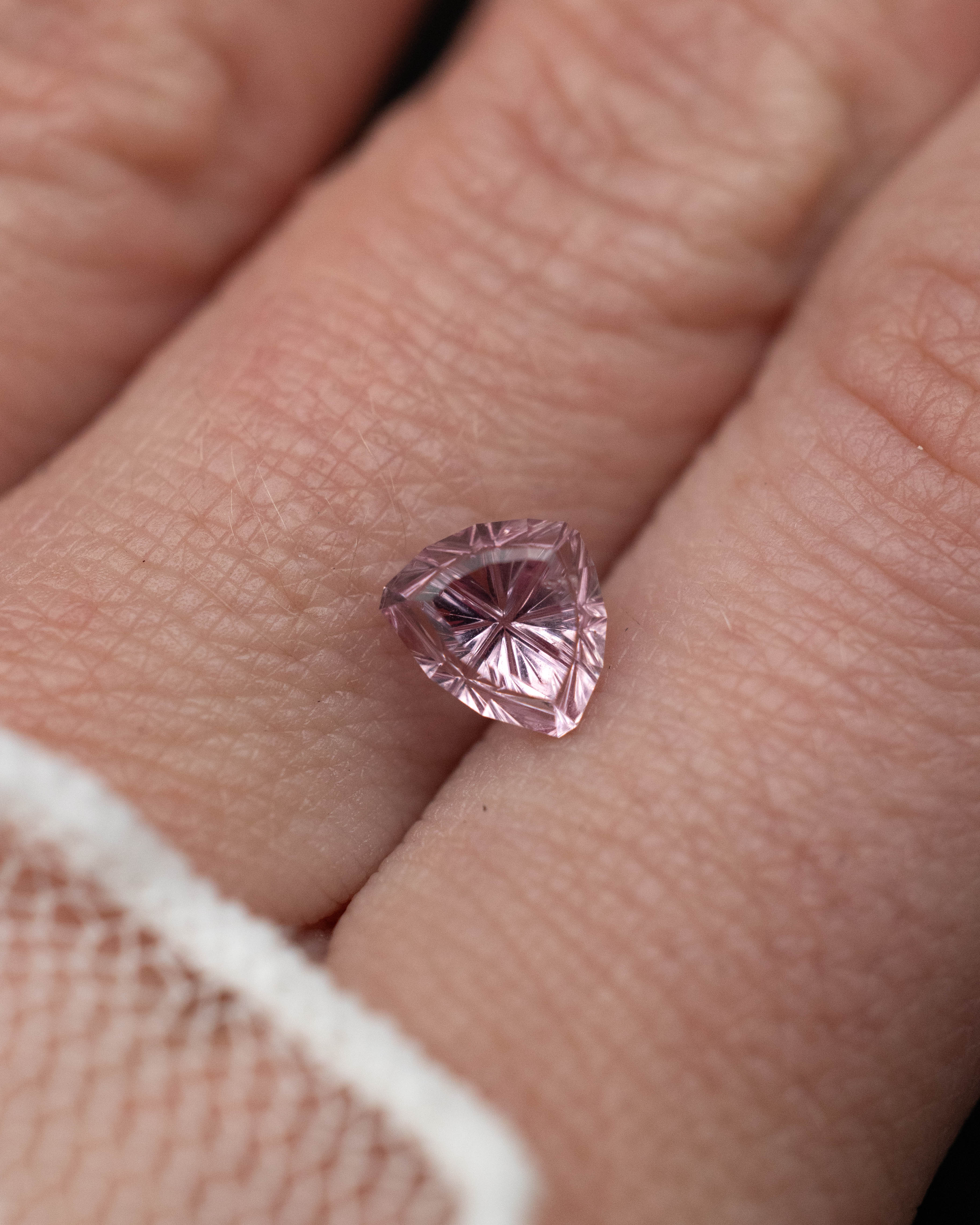 1.95ct 7.1x6.3x4.75mm TRILLION STARBRITE CUT PINK DRAGON MALAYA GARNET-Staghead Designs