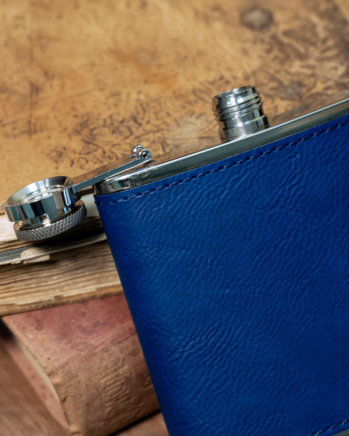 CUSTOM ENGRAVED FLASK-Staghead Designs