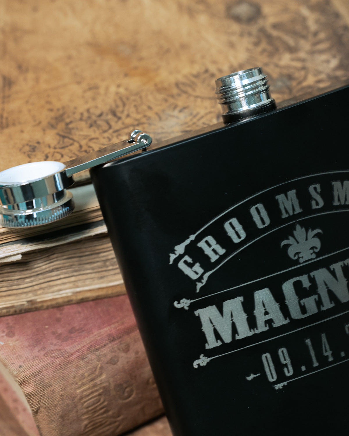 CUSTOM ENGRAVED FLASK-Staghead Designs
