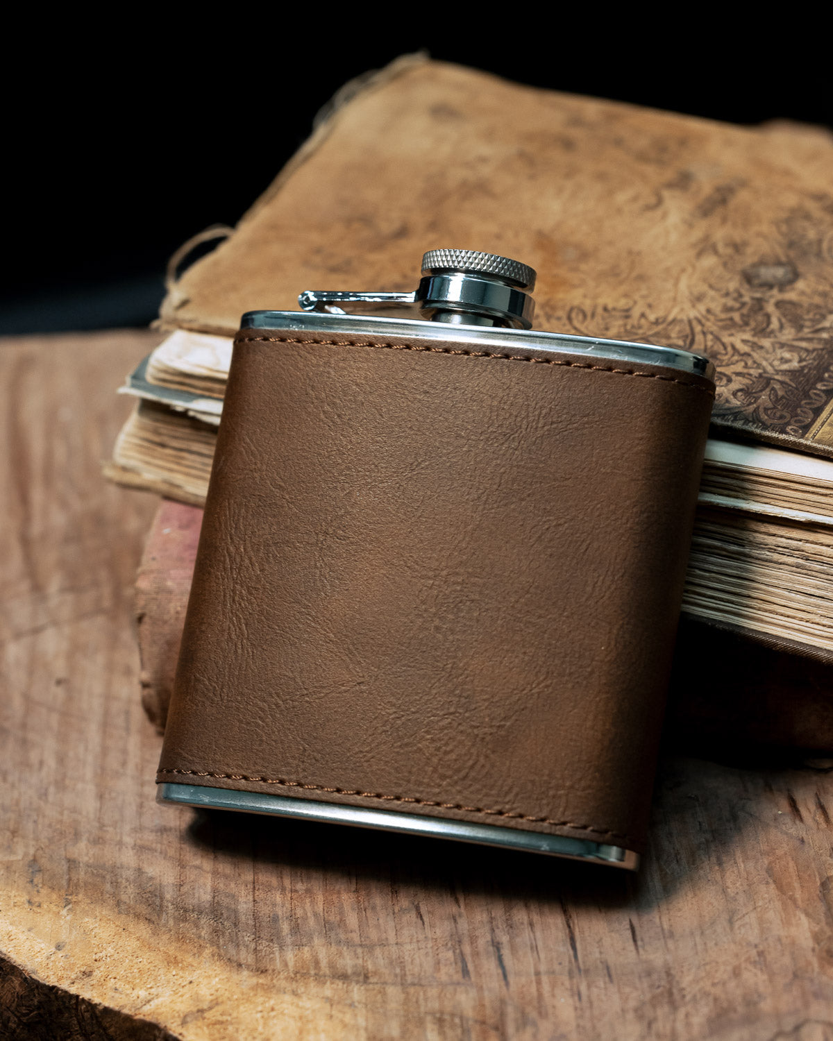 CUSTOM ENGRAVED FLASK-Staghead Designs