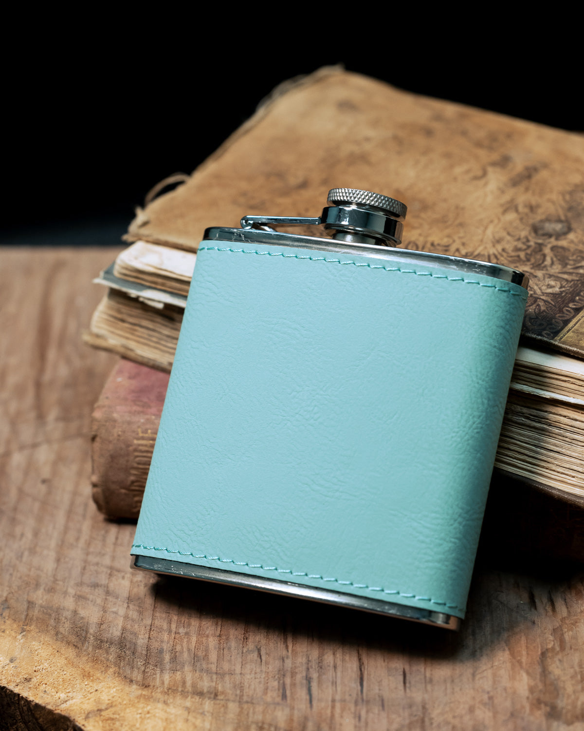 CUSTOM ENGRAVED FLASK-Staghead Designs