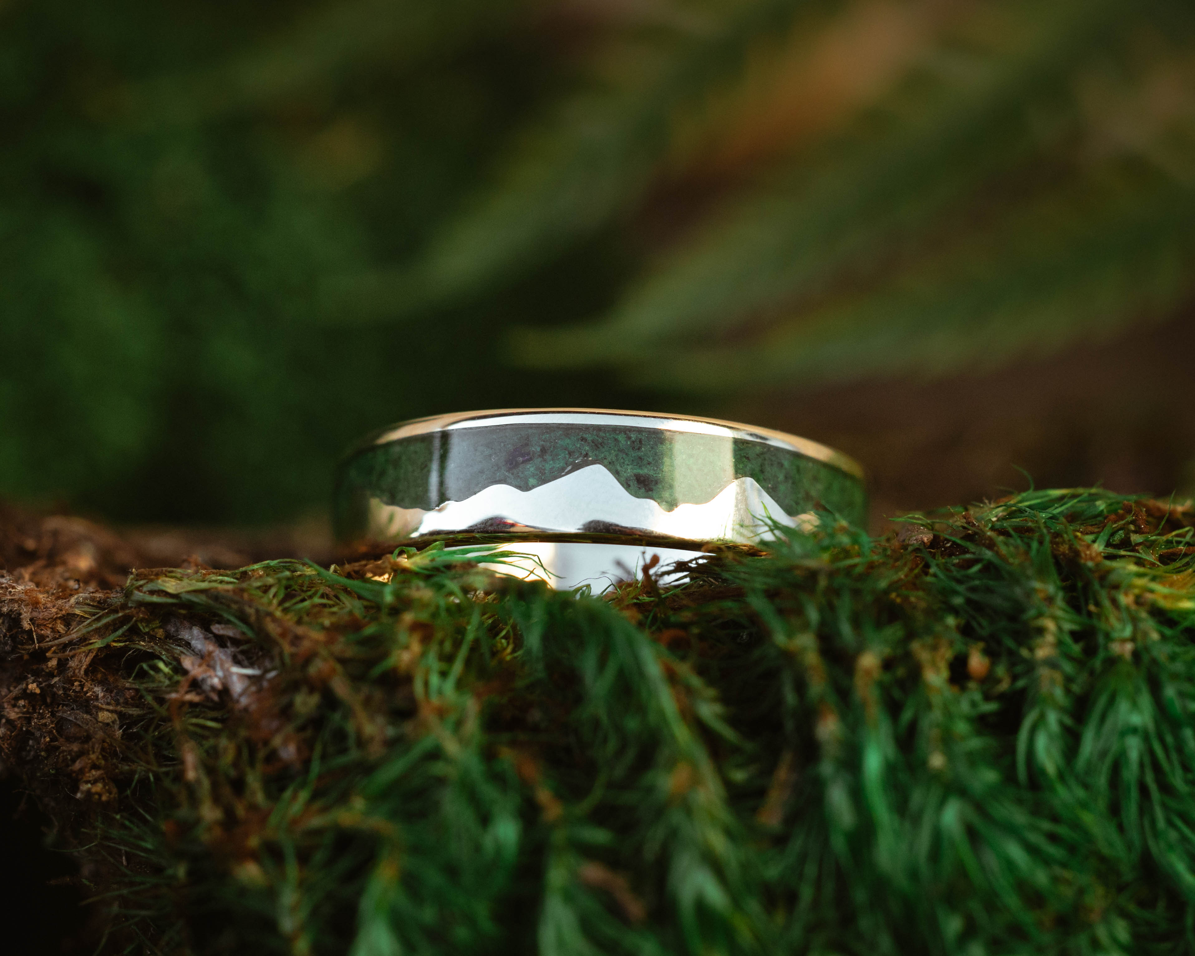 "HELIOS" - MOSS MOUNTAIN RANGE WEDDING BAND-Staghead Designs