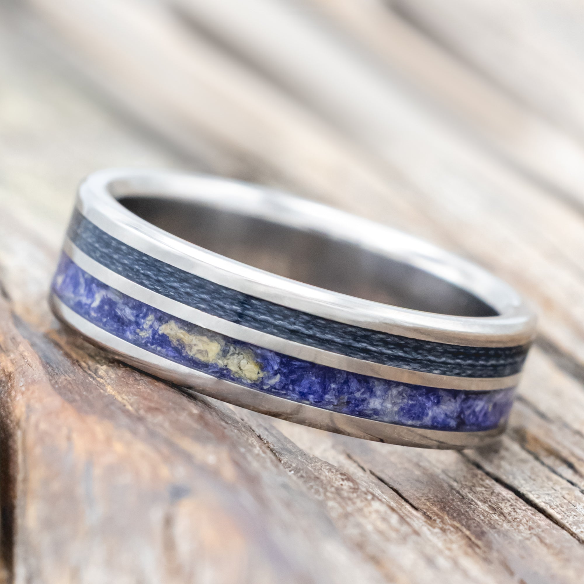 "RAPTOR" - BLUEBELL PETALS & GREY FISHING LINE INLAY WEDDING RING - TITANIUM (6MM) - SIZE 8-Staghead Designs