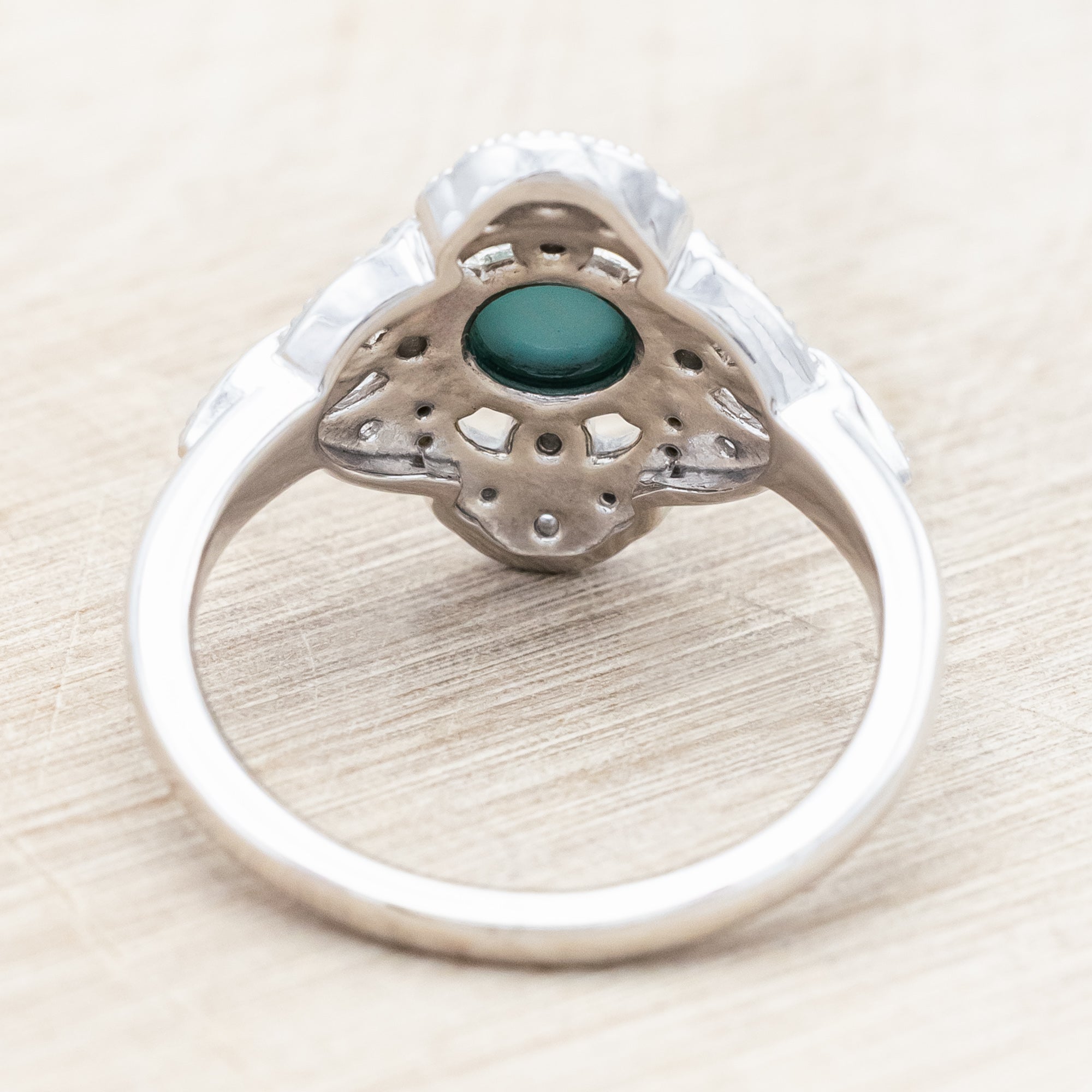 "FLORENCE" - ROUND CUT ENGAGEMENT RING WITH DIAMOND ACCENTS