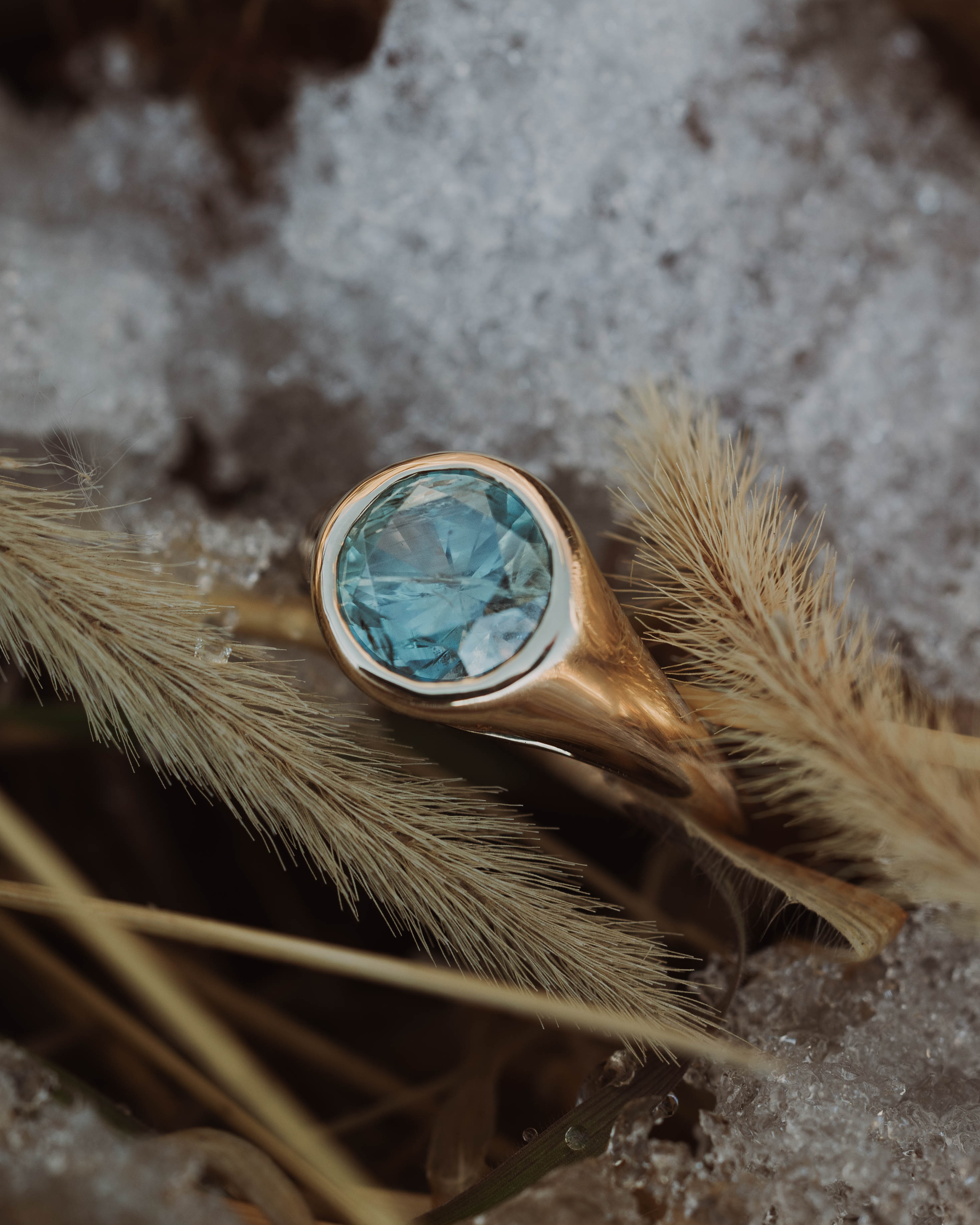 ONE-OF-A-KIND - "MARIANA" - SOLITAIRE ENGAGEMENT RING WITH BEZEL-SET ROUND CUT MONTANA SAPPHIRE-Staghead Designs