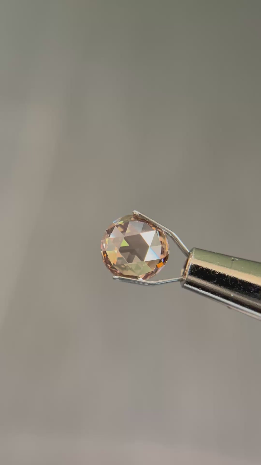 1.55ct 7.67x3.1mm Round Rose Cut Lab-Grown Champagne Diamond - VS1