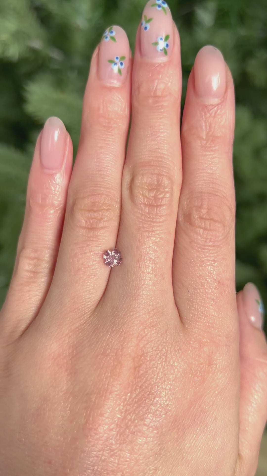 0.66ct FANTASY CLOVER CUT DRAGON GARNET