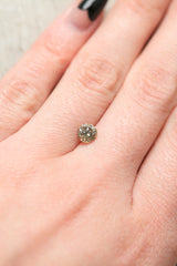 0.67ct 5.04mm ROUND BRILLIANT CUT CHAMPAGNE DIAMOND-3