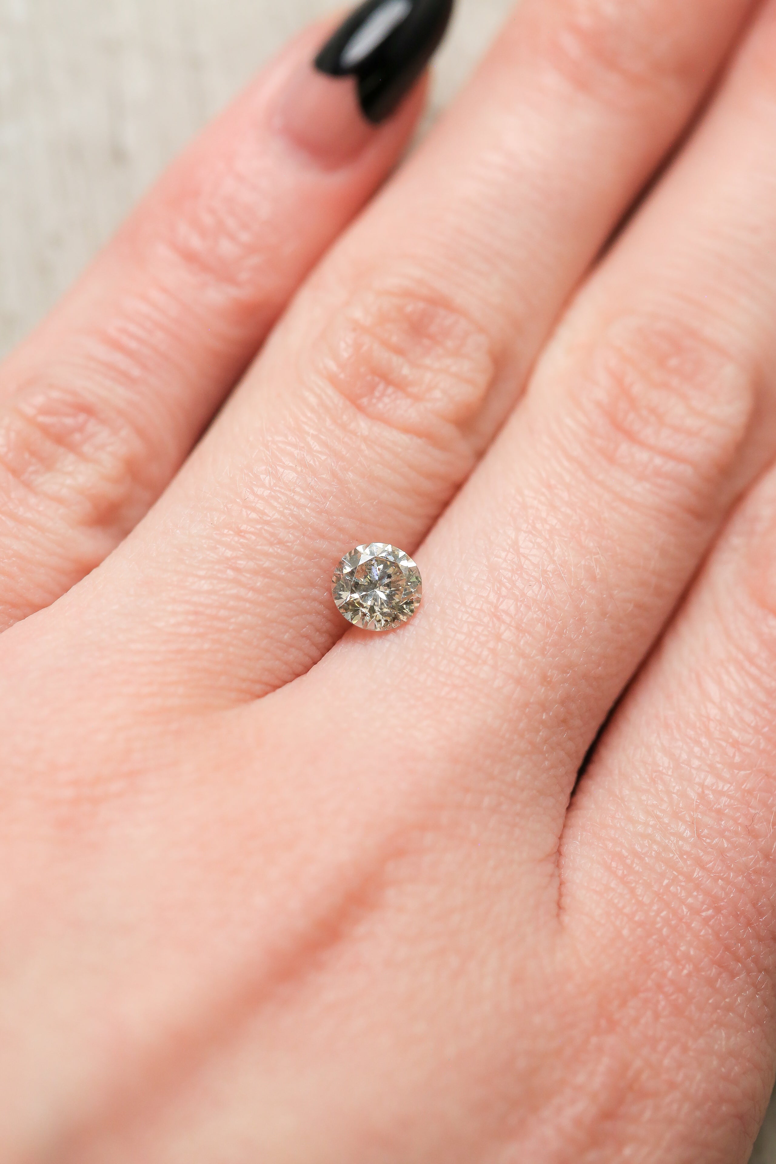 0.74ct 5.67mm ROUND BRILLIANT CUT CHAMPAGNE DIAMOND-3