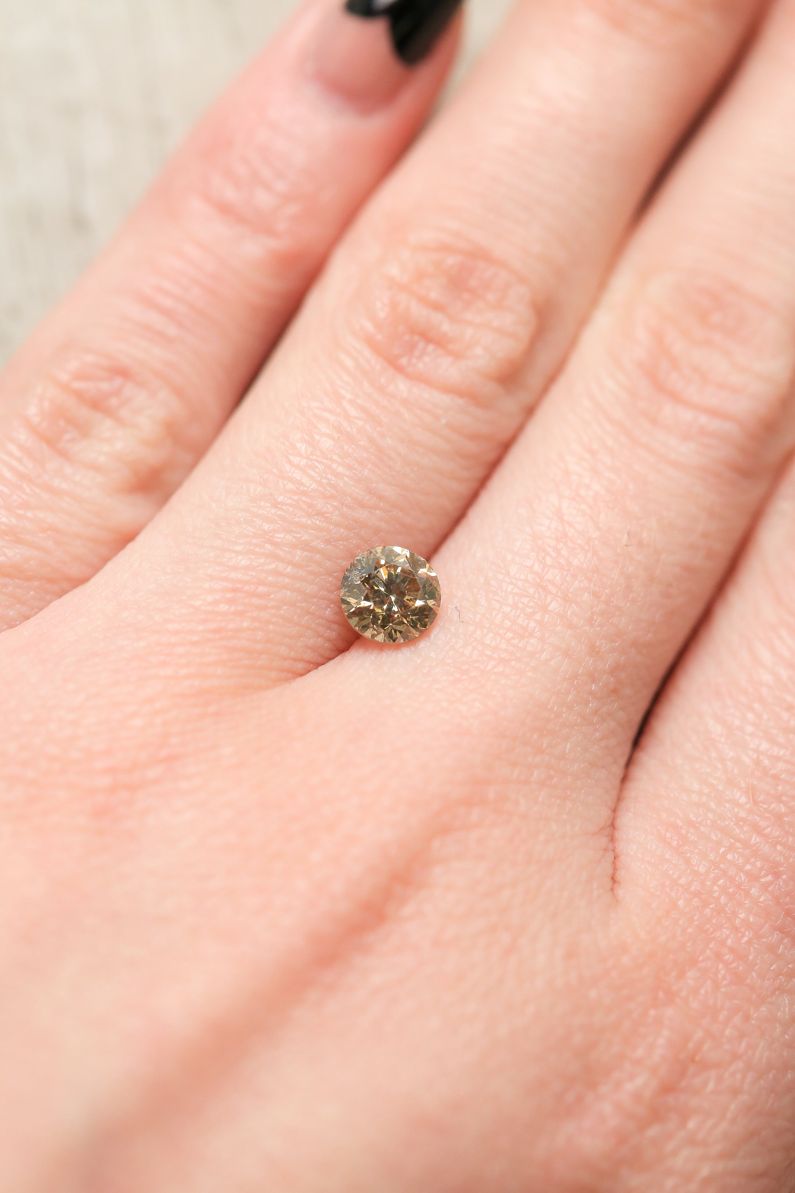 0.92ct 6.08mm ROUND BRILLIANT CUT CHAMPAGNE DIAMOND-3