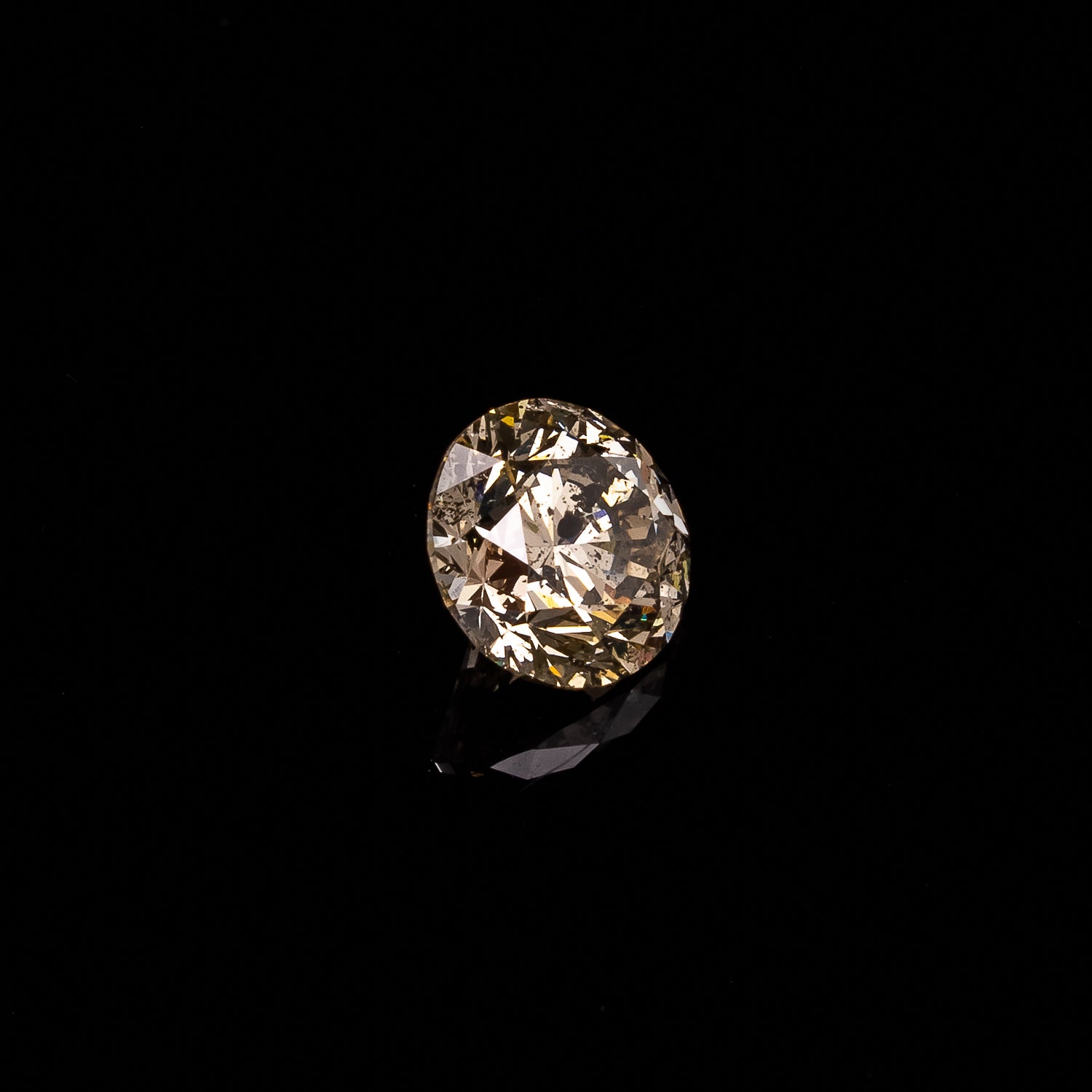 1.01ct 6.25mm Round Brilliant Cut Champagne Diamond