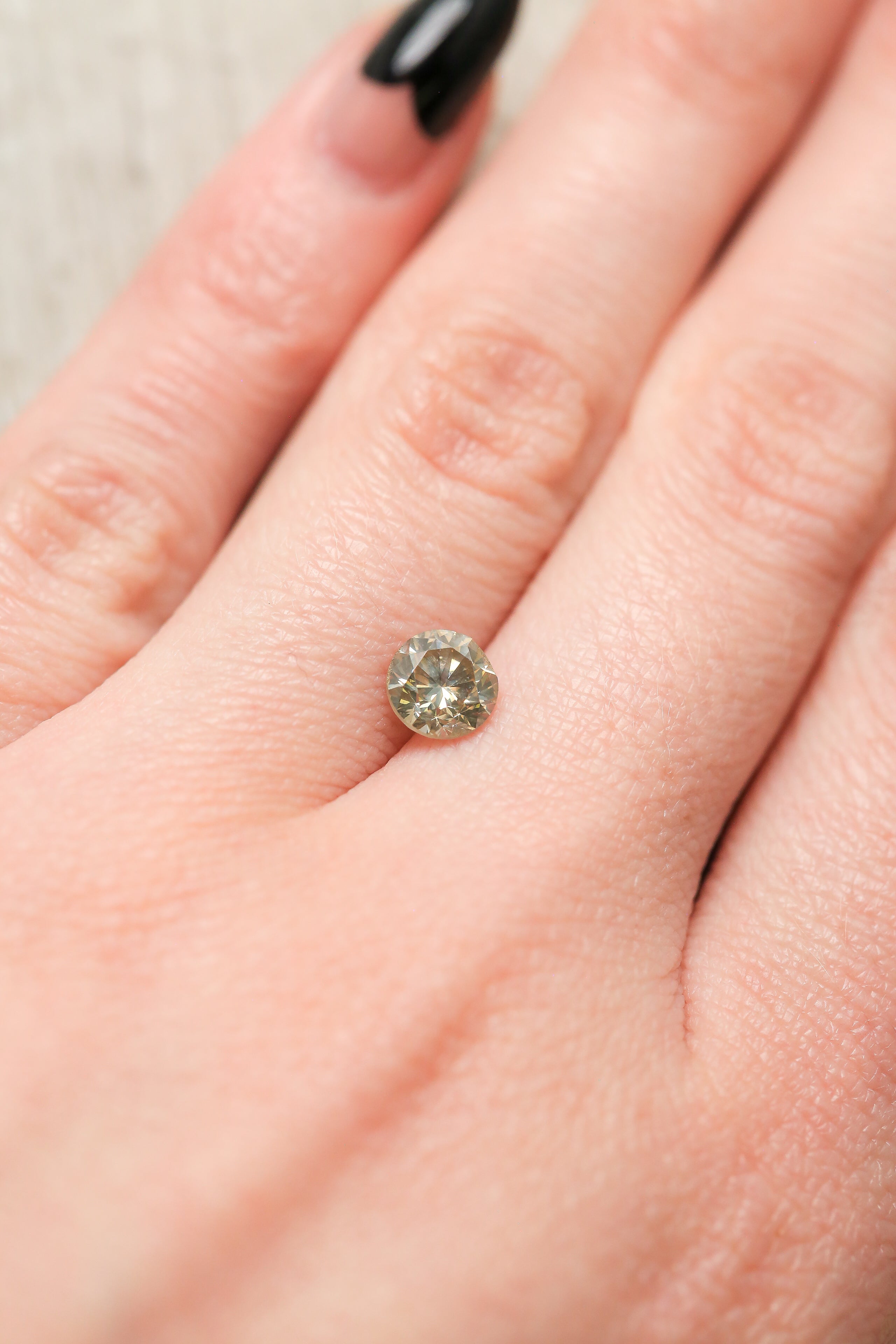 1.01ct 6.06mm ROUND BRILLIANT CUT CHAMPAGNE DIAMOND-3