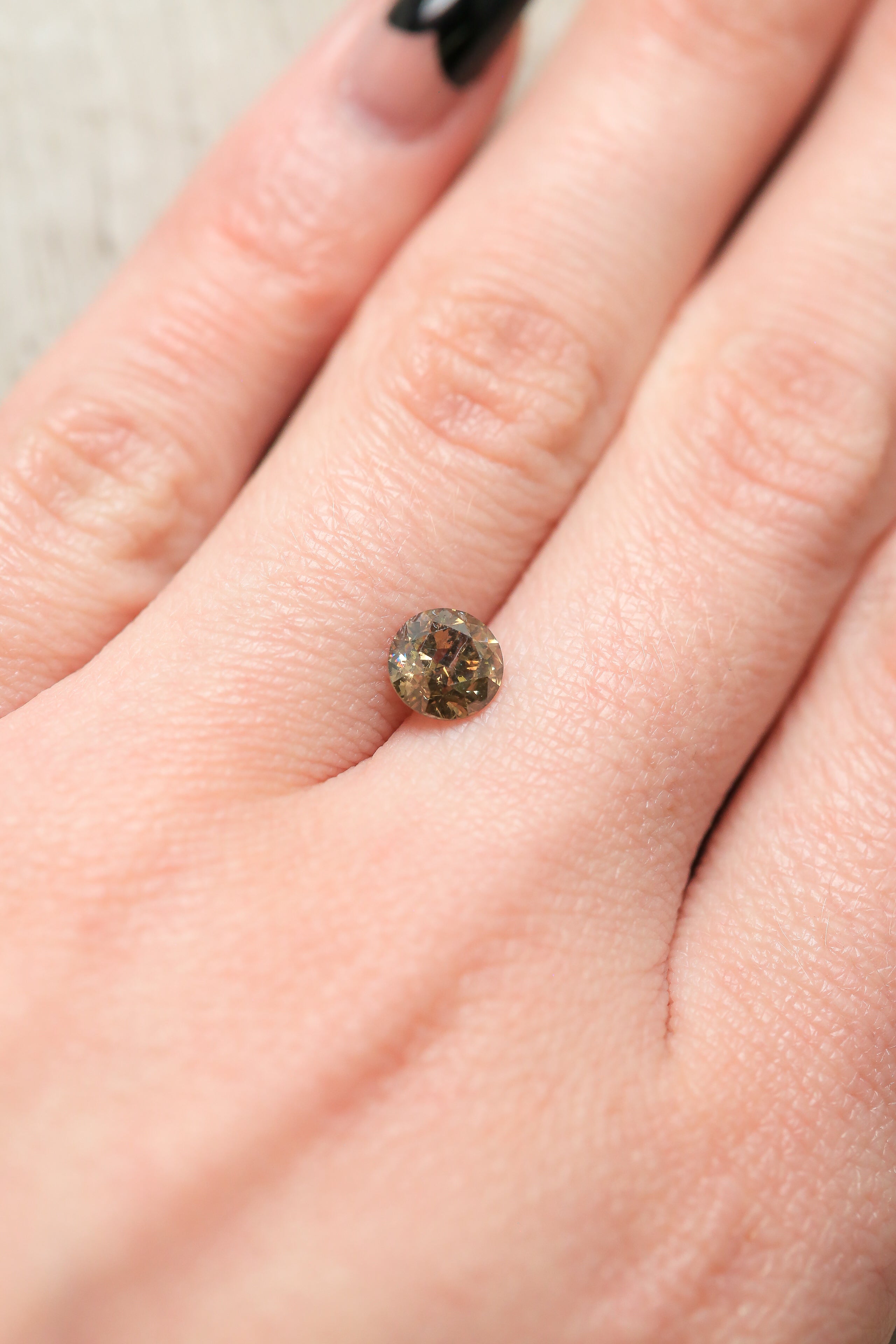 1.01ct 6.24mm ROUND BRILLIANT CUT CHAMPAGNE DIAMOND-3