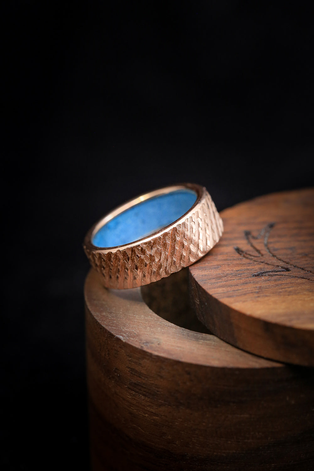 14K GOLD TURQUOISE LINED WEDDING BAND WITH CROSSHATCHED FINISH-2