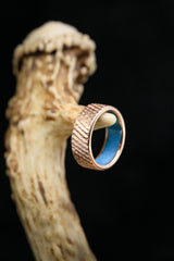 14K GOLD TURQUOISE LINED WEDDING BAND WITH CROSSHATCHED FINISH