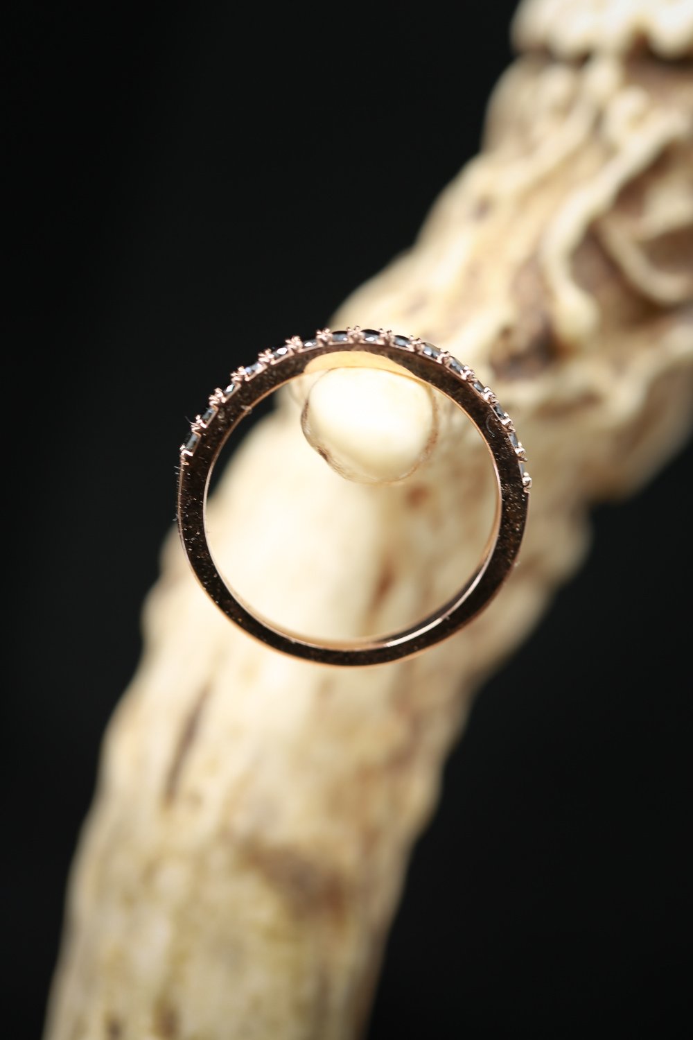 BLACK DIAMONDS STACKING BAND IN 14K GOLD-14