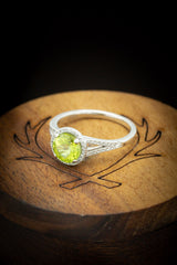 "AURA" - BIRTHSTONE RING WITH A PERIDOT CENTER STONE & DIAMOND ACCENTS