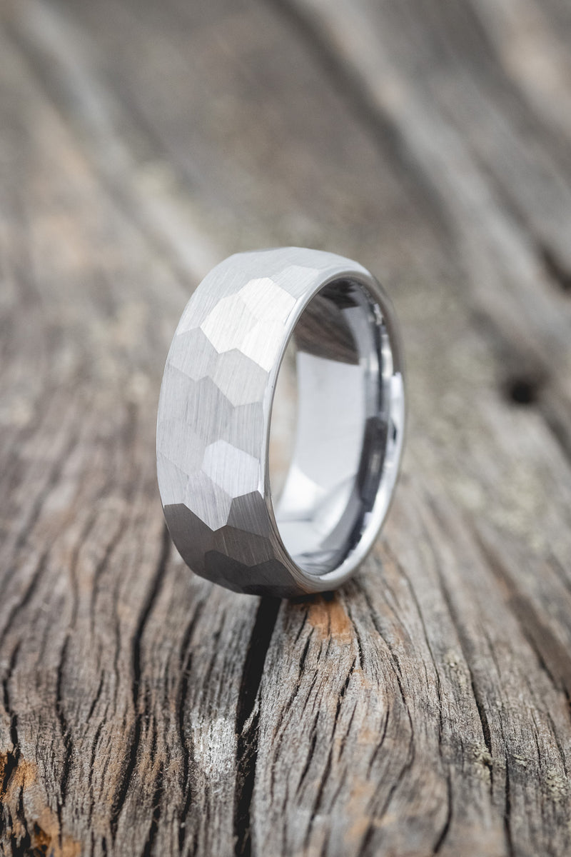 FACETED TUNGSTEN RINGS