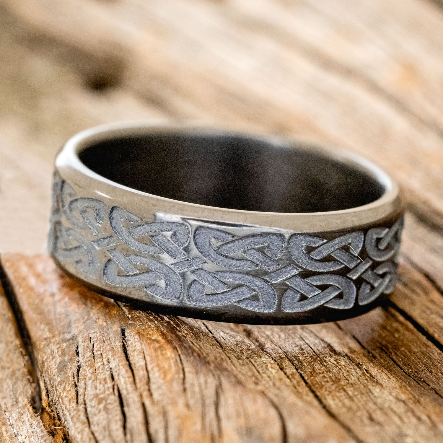 CELTIC LOVE KNOT ENGRAVED WEDDING BAND-6