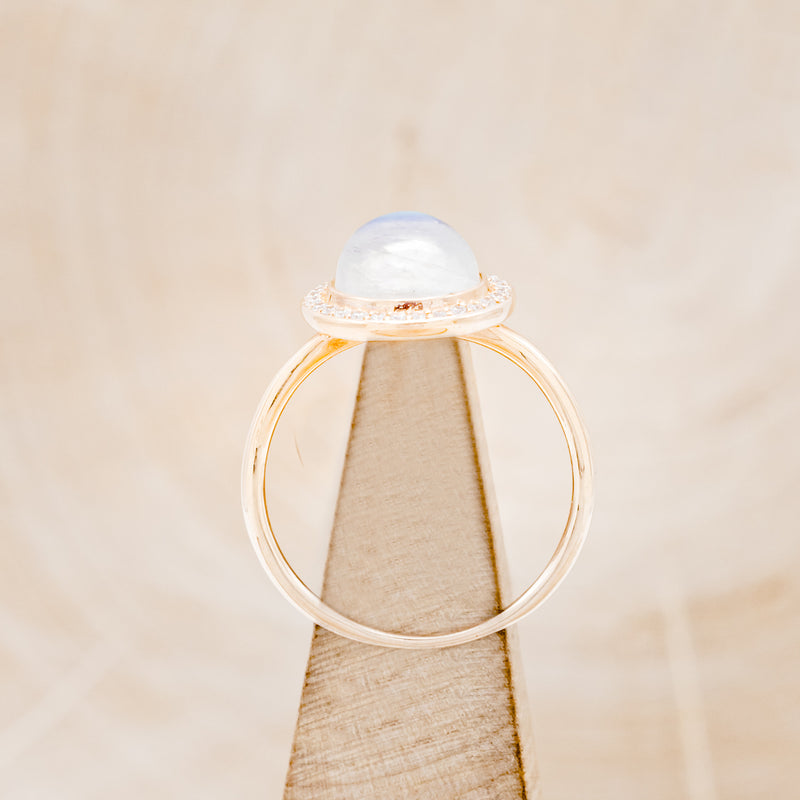 "TERRA" - ROUND CUT MOONSTONE ENGAGEMENT RING WITH DIAMOND HALO - 14K ROSE GOLD - SIZE 6 3/4