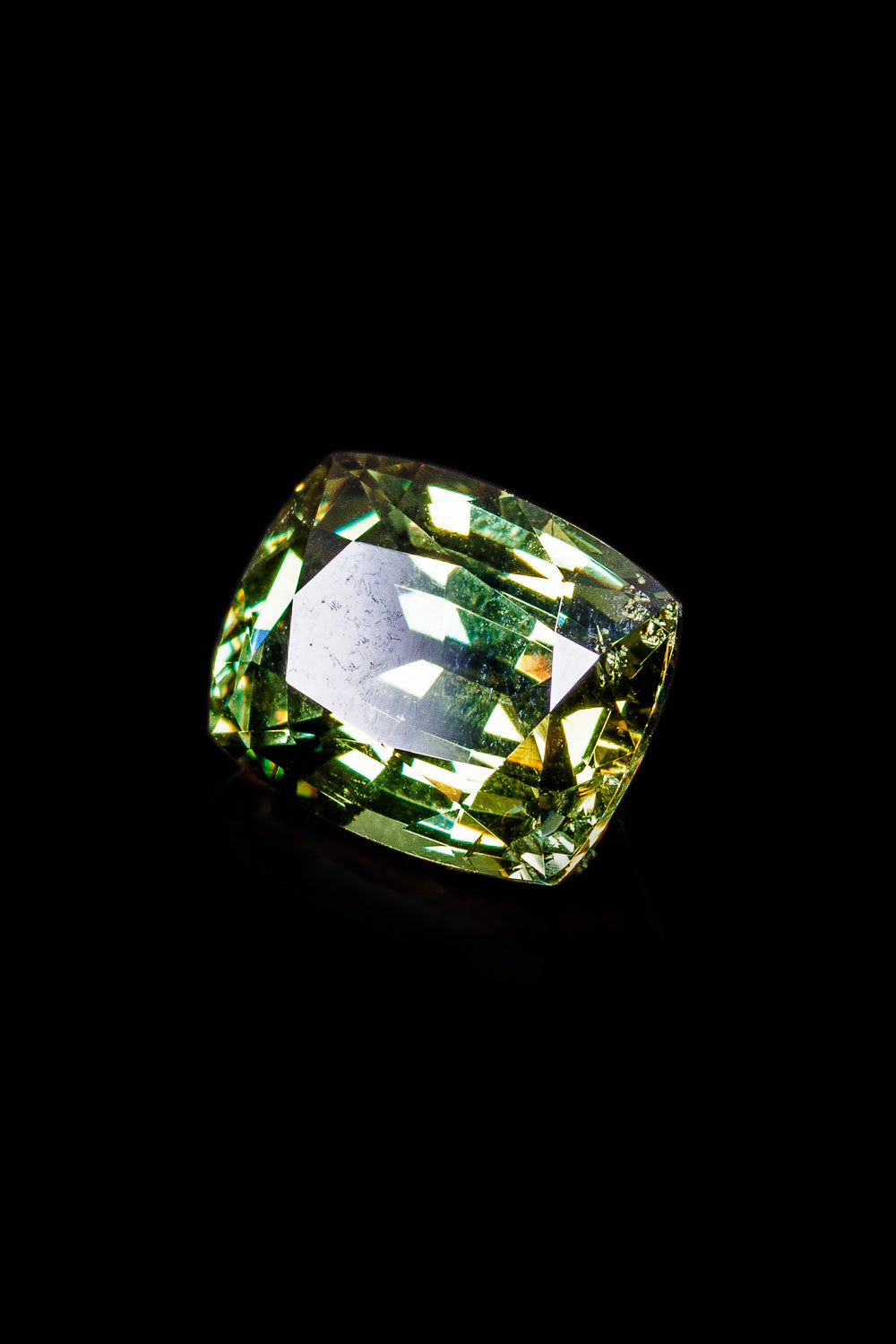 "AYLA" - EMERALD CUT DEMANTOID GARNET-6