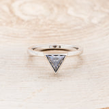 "JENNY FROM THE BLOCK" - TRIANGLE GREY MOISSANITE ENGAGEMENT RING WITH V-SHAPED DIAMOND BAND-10