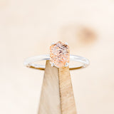 "AURUM" - LATTICE SUNSTONE SOLITAIRE ENGAGEMENT RING-8