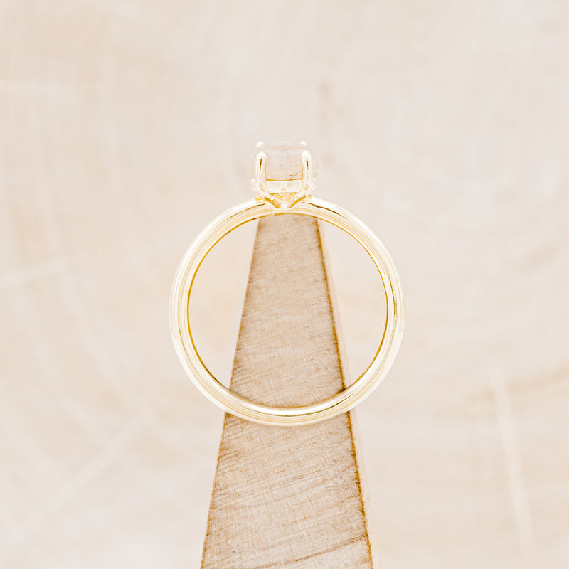 "AURUM" - LATTICE SUNSTONE SOLITAIRE ENGAGEMENT RING