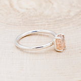 "AURUM" - LATTICE SUNSTONE SOLITAIRE ENGAGEMENT RING