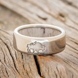 CUSTOM ENGRAVED WEDDING BAND FEATURING A BISON WITH ANTLER LINING