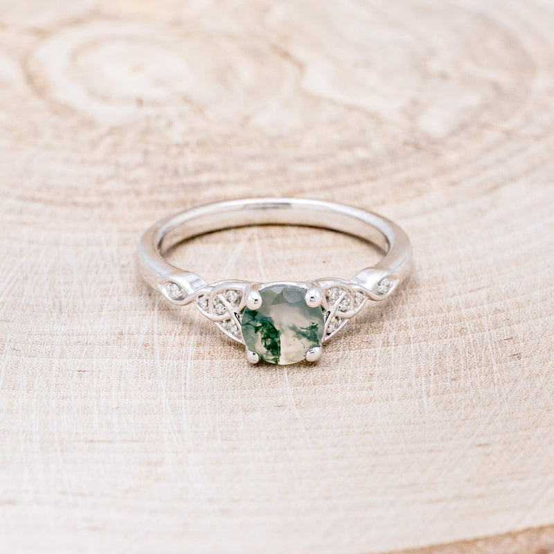 "AIFE" - CELTIC KNOT ROUND CUT MOSS AGATE ENGAGEMENT RING-10