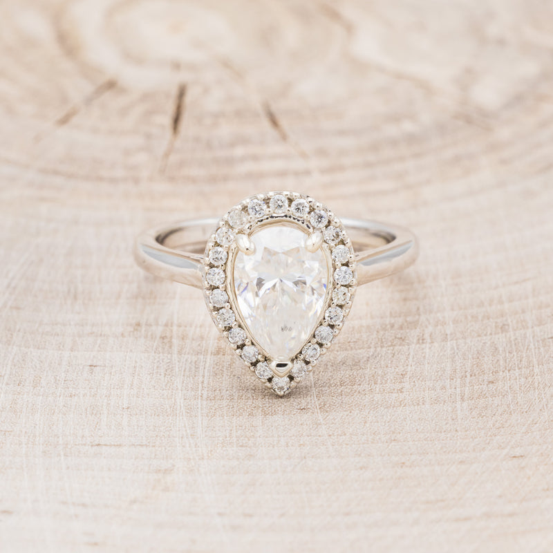 "ARABELLA" - PEAR-SHAPED MOISSANITE ENGAGEMENT RING WITH DIAMOND HALO