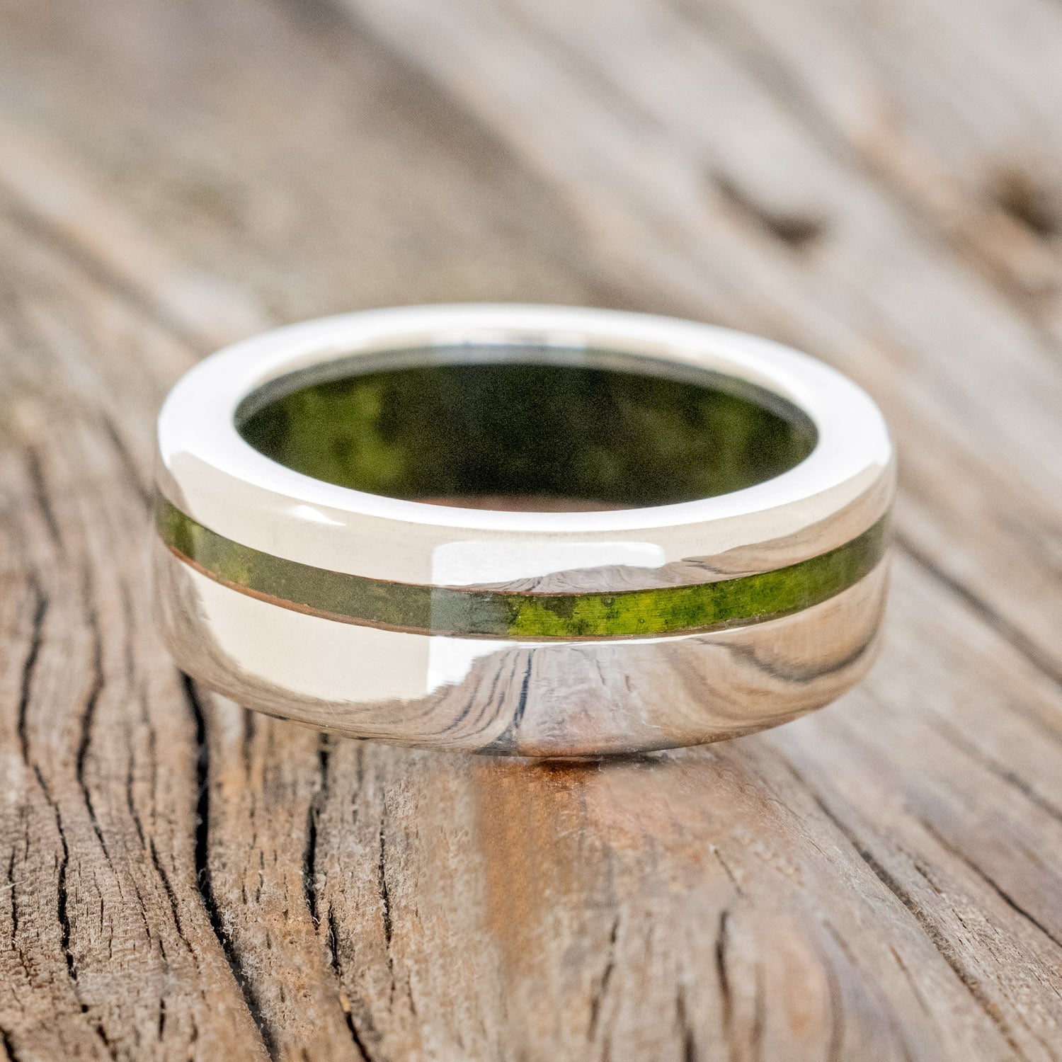 "VERTIGO" - MOSSY PATINA COPPER INLAY & LINING WEDDING RING-9