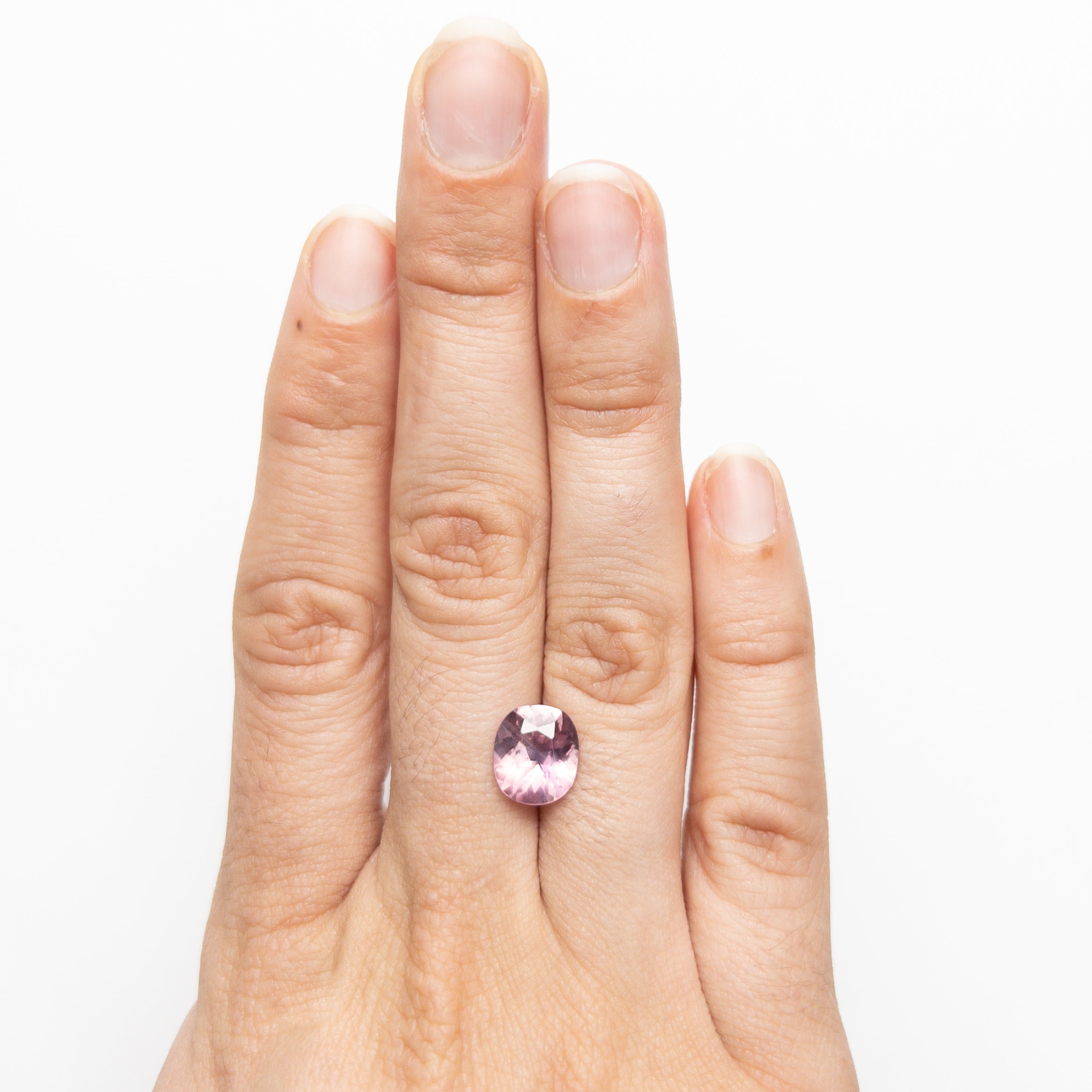 3.07ct 9.65x8.46x4.86mm Oval Brilliant Sapphire 22750-01-Staghead Designs