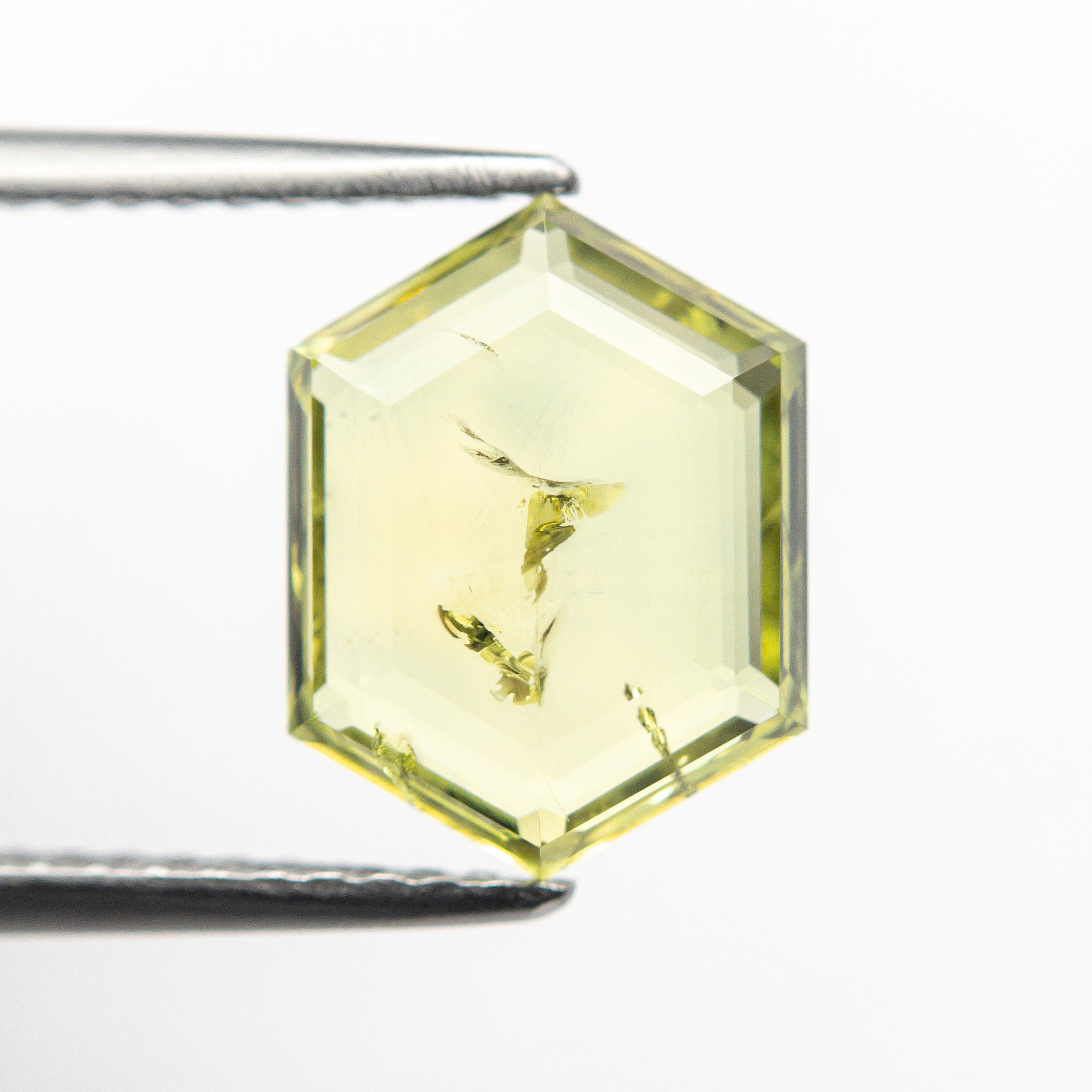 2.59ct 10.06x7.65x2.77mm Hexagon Portrait Cut Sapphire 21603-16-2