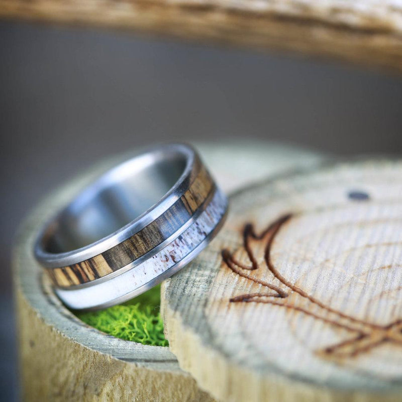 SPALTED MAPLE AND ANTLER WEDDING BAND SET ON TITANIUM(4MM) - SIZE 8