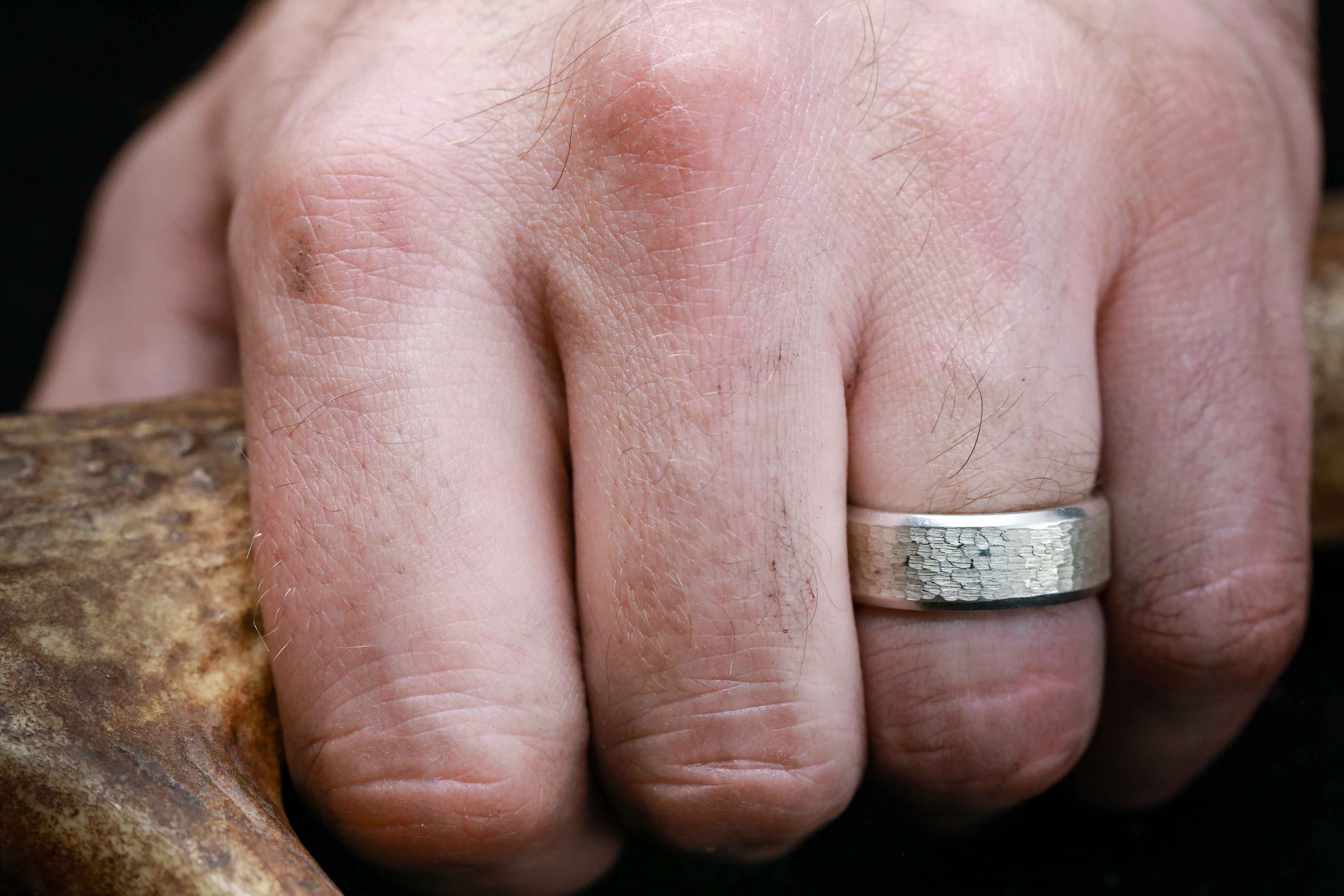 SOLID METAL WEDDING BAND WITH HAMMERED FINISH-15