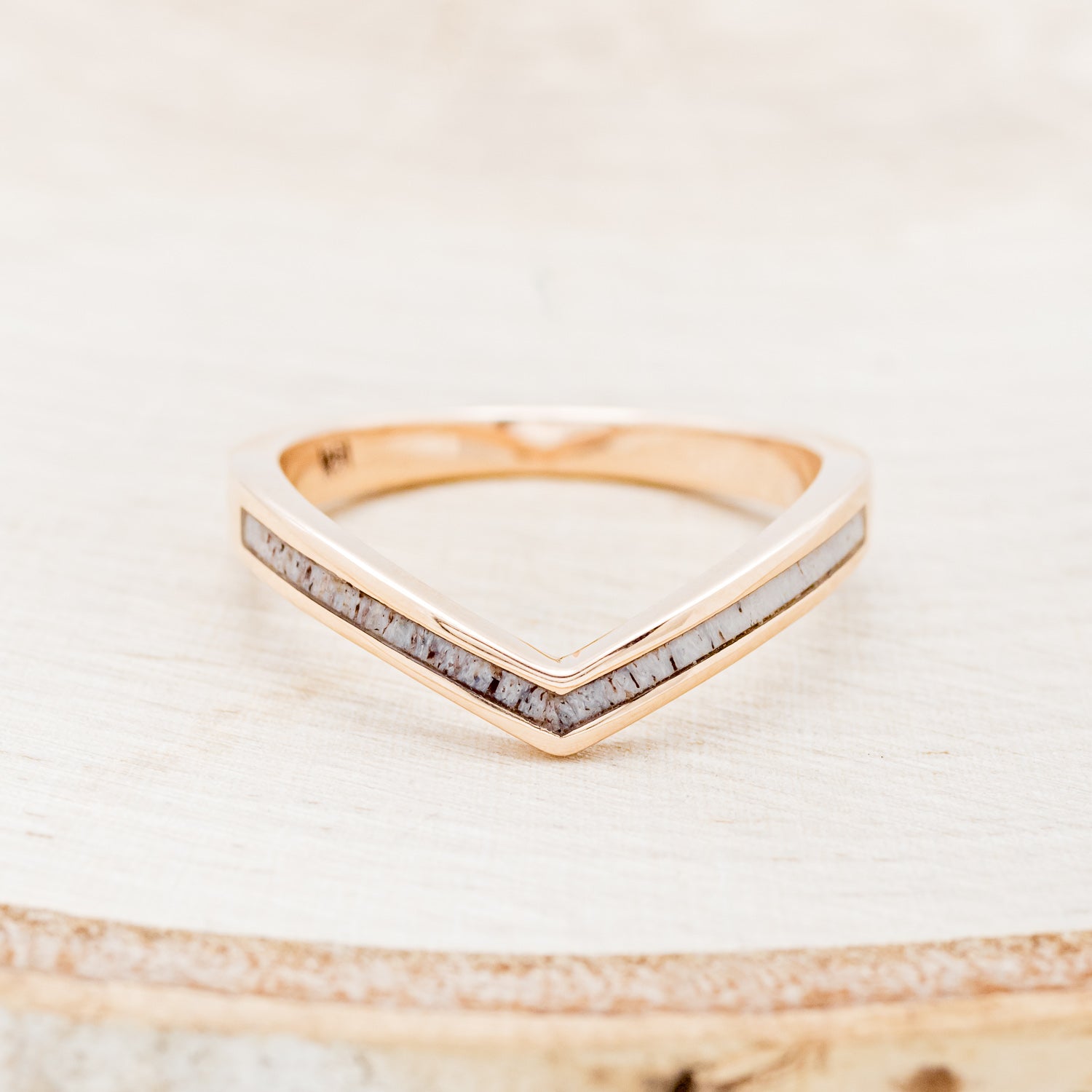 "KIDA" - V-SHAPE STACKING WEDDING BAND WITH ANTLER INLAY-4