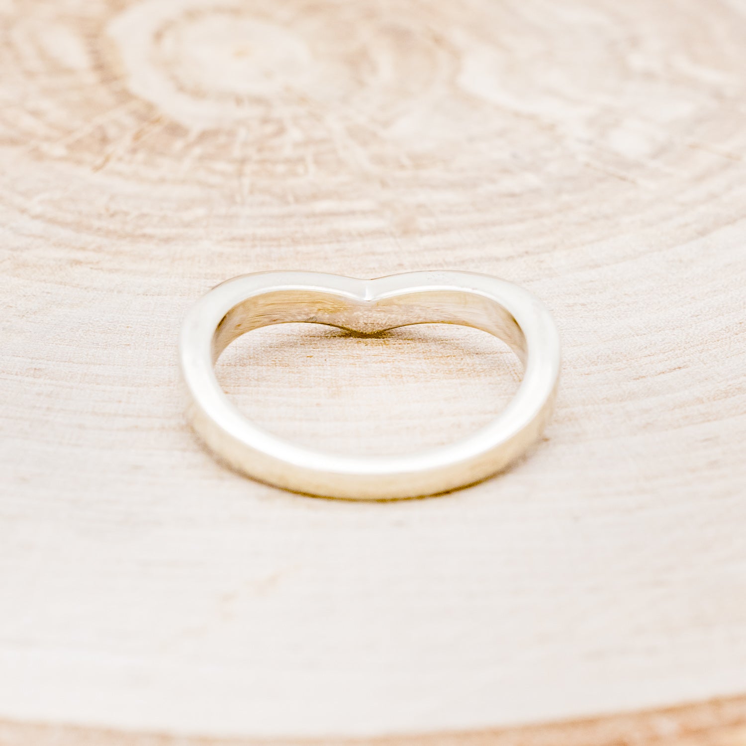 "KIDA" - V-SHAPE STACKING WEDDING BAND WITH TURQUOISE INLAY-15