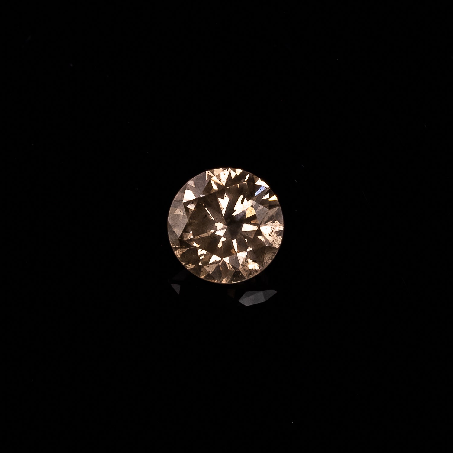 0.68ct 5.55mm BRILLIANT ROUND CUT CHAMPAGNE DIAMOND-4