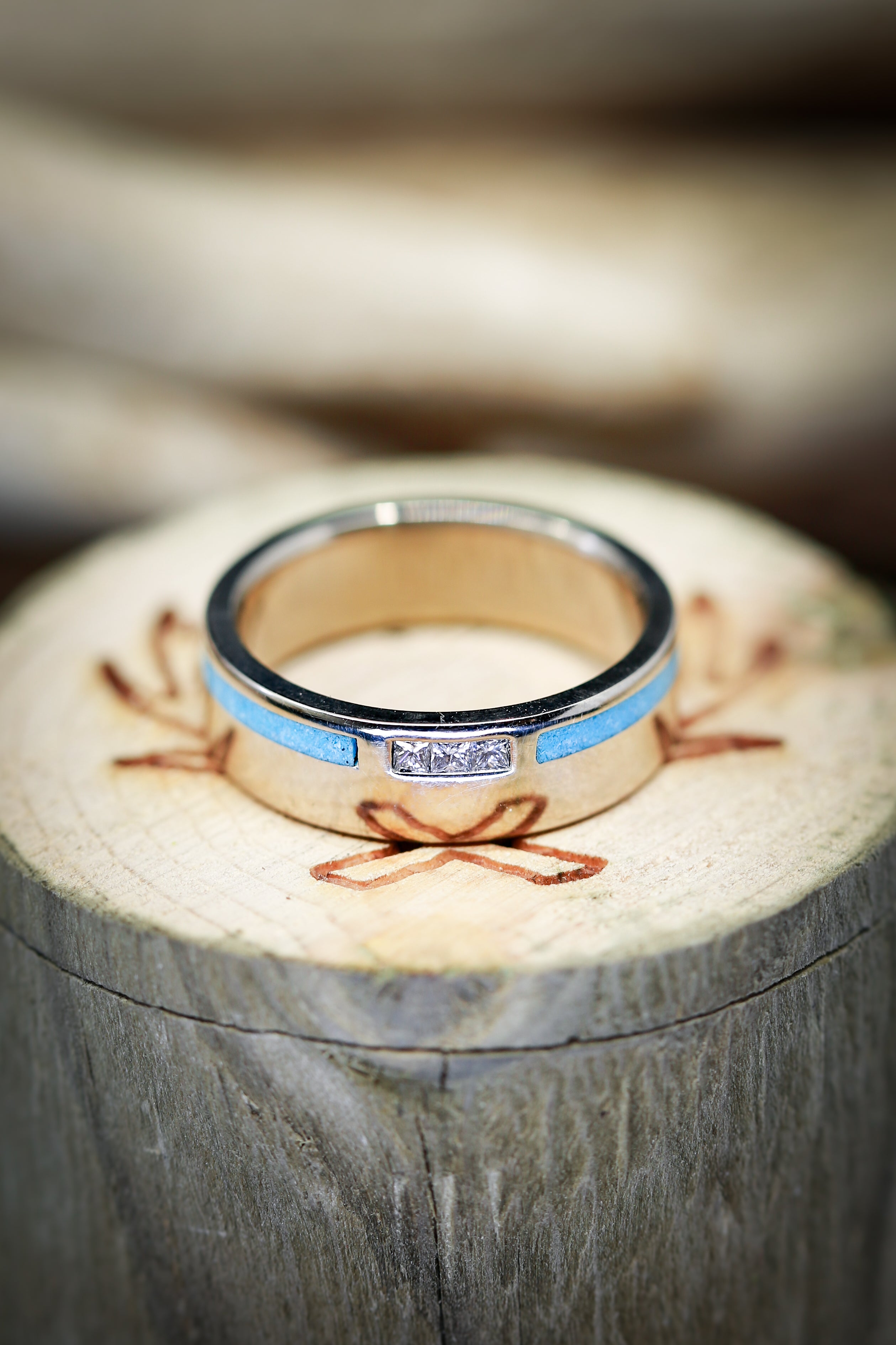 "JULIAN" - DIAMOND ACCENTS & TURQUOISE WEDDING BAND - 14K WHITE GOLD - SIZE 10 1/2-3