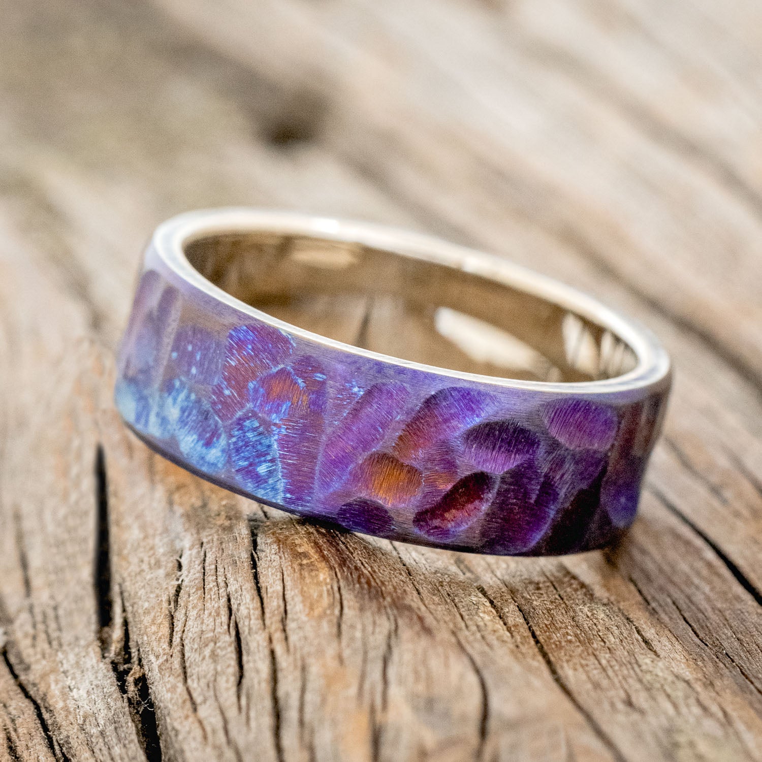 SEASCAPED FINISH & FIRE-TREATED TITANIUM WEDDING RING FEATURING A 14K GOLD BAND-5