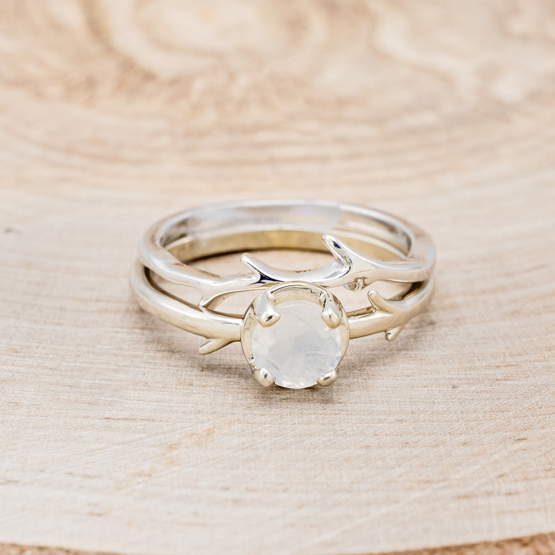 Clarion Moonstone Silver Ring - Shop Now – Boldiful