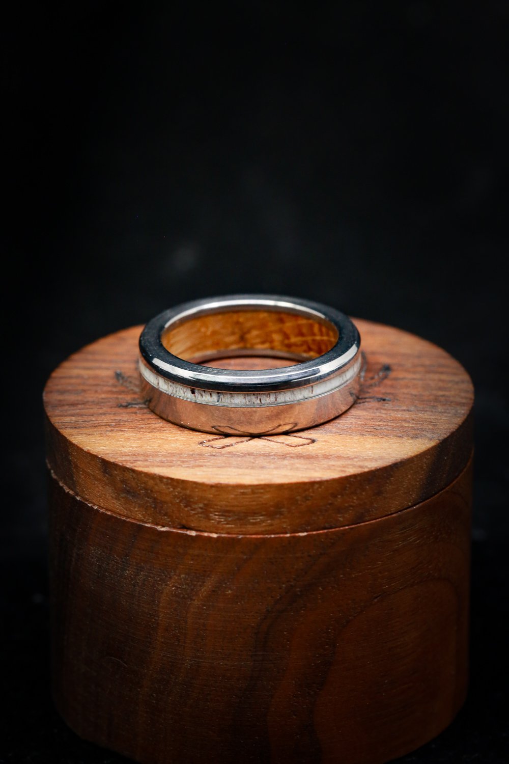 "VERTIGO" - ANTLER WEDDING BAND FEATURING A WHISKEY BARREL OAK LINING-12
