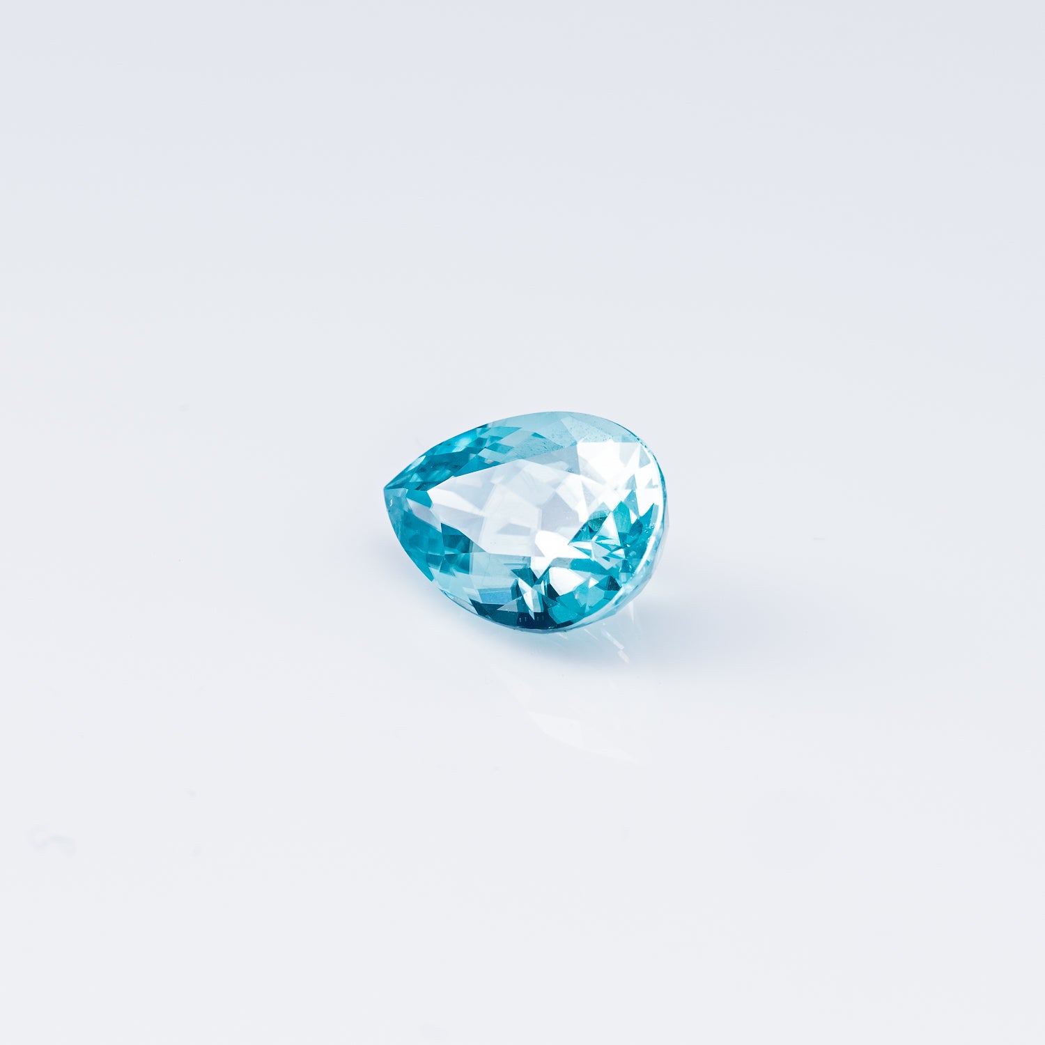 "BOREAS" - PEAR-SHAPED BLUE ZIRCON-3