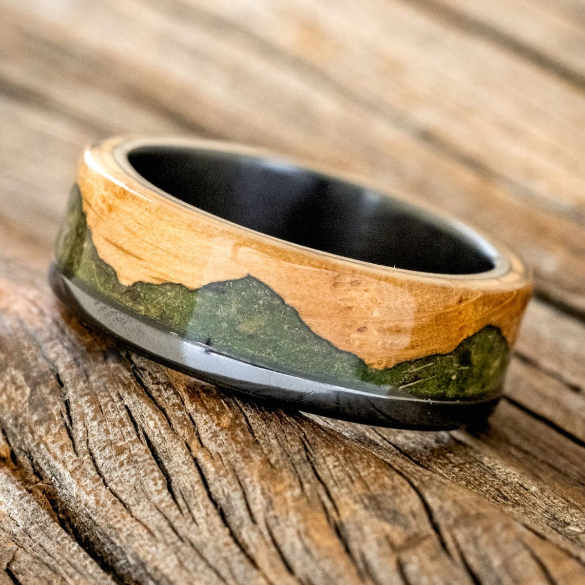 "EZRA" - WHISKEY BARREL OAK WITH MOSS WEDDING RING-5