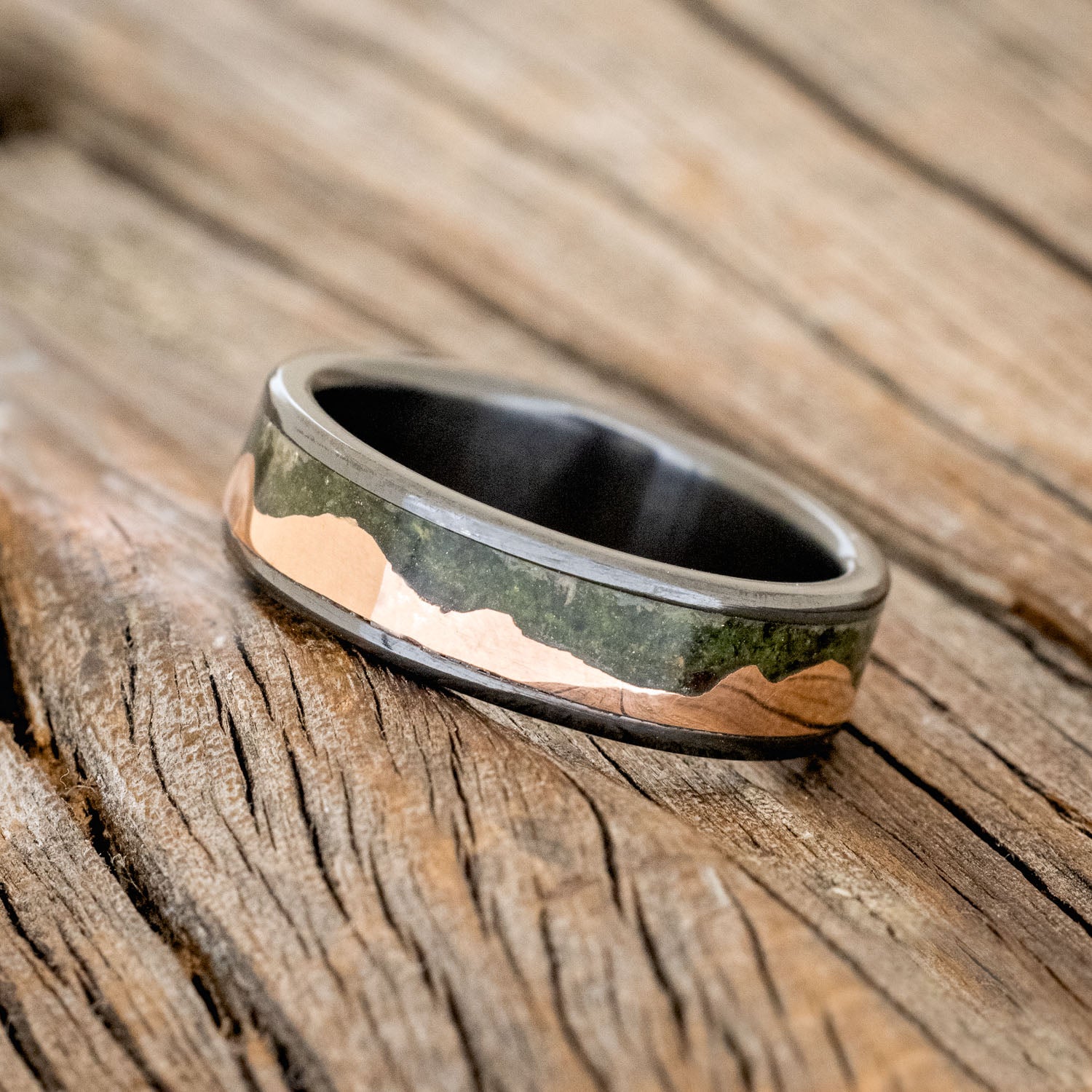 "HELIOS" - MOSS & 14K GOLD MOUNTAIN RANGE WEDDING BAND-5