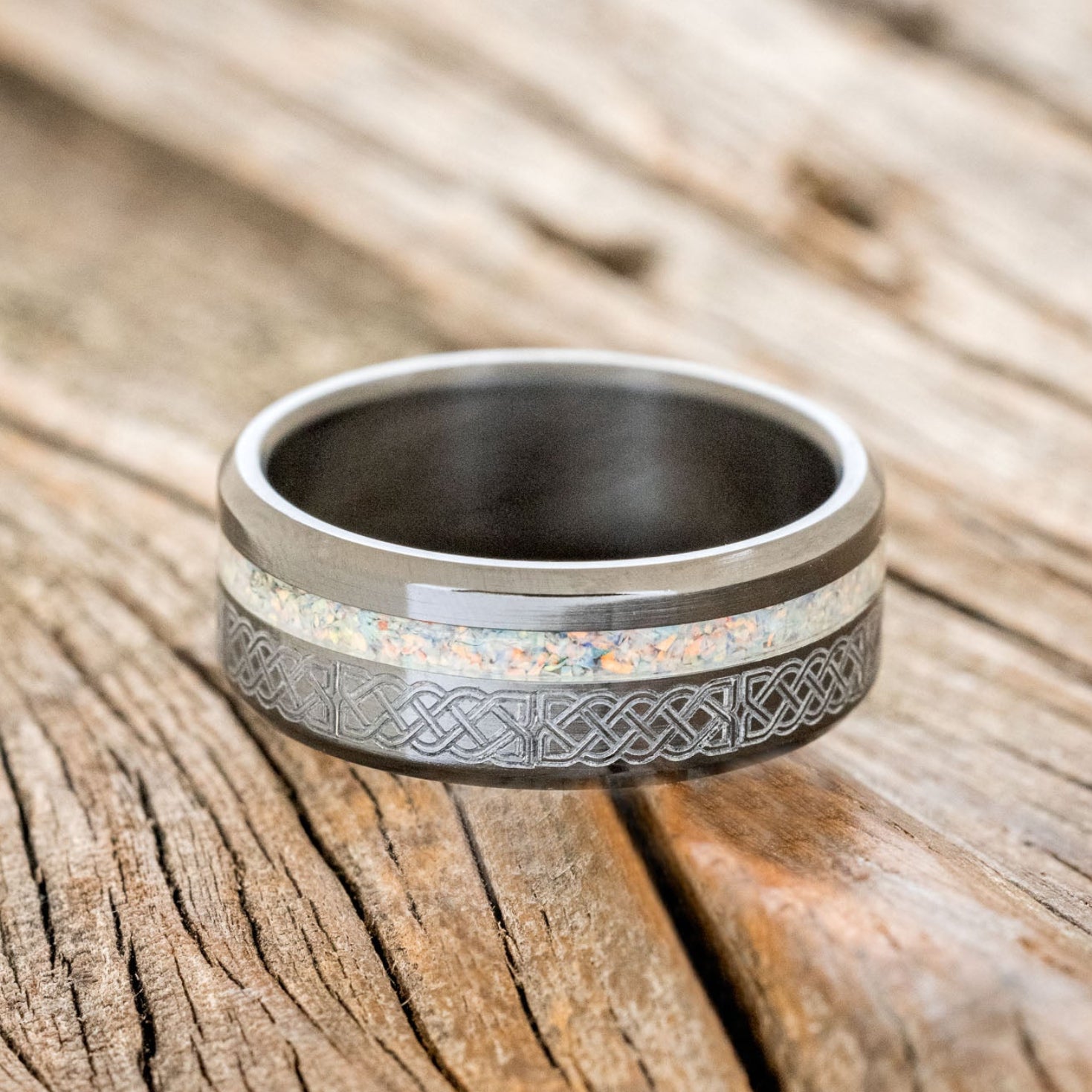 "VERTIGO" - CELTIC SAILOR'S KNOT ENGRAVED WITH FIRE & ICE OPAL WEDDING RING-6